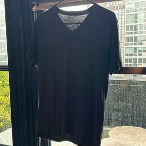 True classic black T